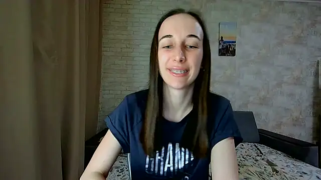 Anika bloom online show from 05/05/26, 12:13
