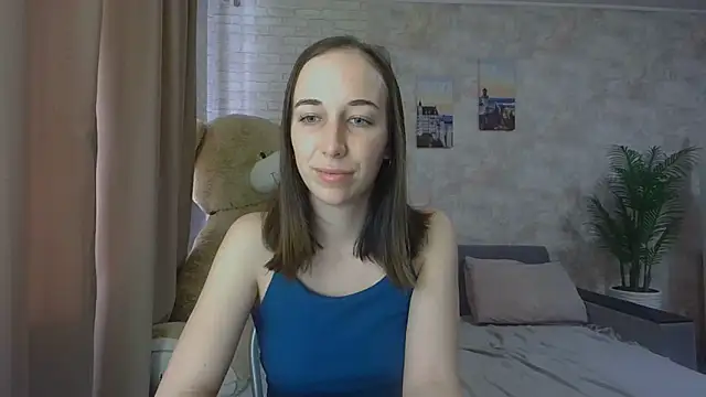 Anika bloom online show from 10/07/25, 07:42