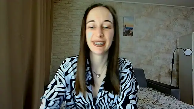 Anika bloom online show from 05/09/26, 07:17