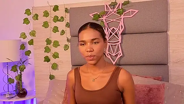 Lily Miiller online show from 11/05/25, 08:45