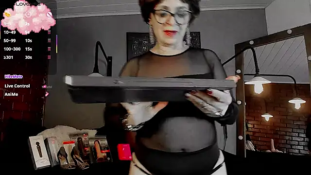 Snapshot of Samantha_mature56 chatting on 03/02/26, 07:48 Samantha mature56 online show from 03/02/26, 07:48