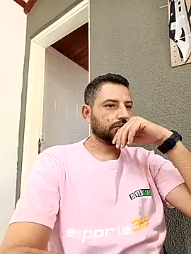 P4uzud4O online show from 03/25/26, 12:15