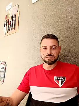 P4uzud4O online show from 04/14/26, 06:46