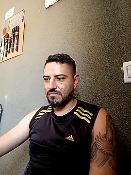 P4uzud4O online show from 04/16/26, 12:39