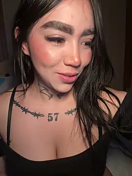 Nickiiiii online show from 02/11/26, 07:41