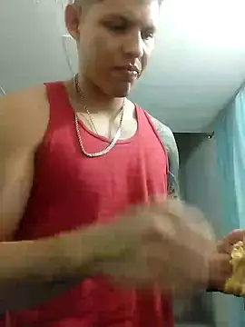Snapshot of King_russo chatting on 03/01/25, 05:52 King russo online show from 03/01/25, 05:52