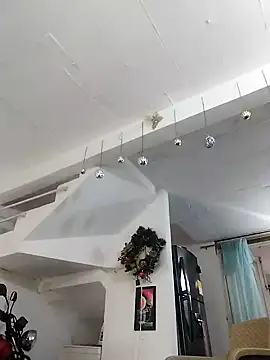 King russo online show from 12/18/25, 06:34