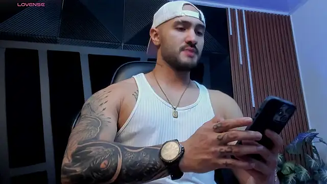 Snapshot of JeanColleman chatting on 11/27/25, 11:16 JeanColleman online show from 11/27/25, 11:16