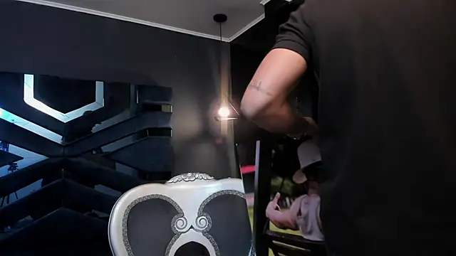 JeanColleman online show from 12/19/25, 11:18