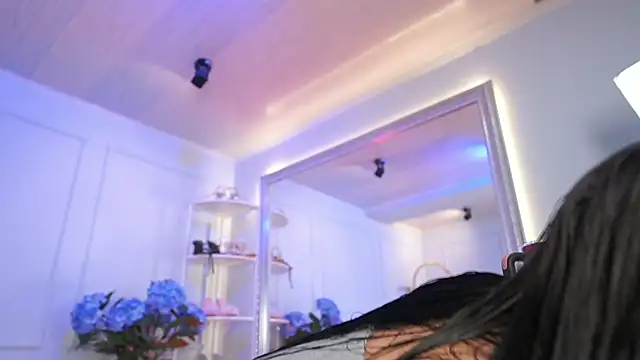 elasummer online show from 03/11/26, 12:32