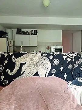 LaCristinatrans online show from 11/06/25, 04:33