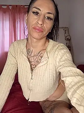LaCristinatrans online show from 10/11/25, 08:10