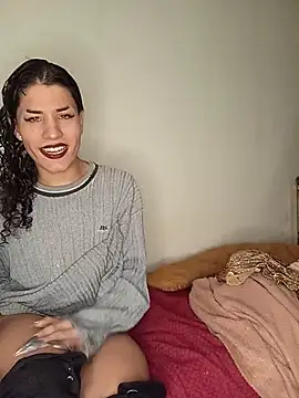 LaCristinatrans online show from 04/07/26, 02:13