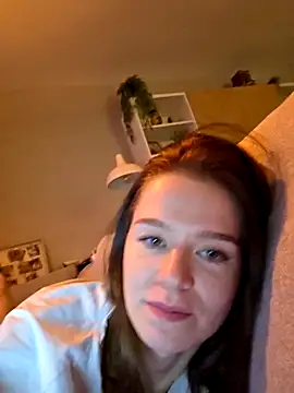 Snapshot of jessiben chatting on 11/08/25, 03:54 jessiben online show from 11/08/25, 03:54