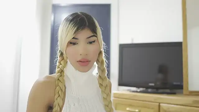 valeri-bigcock online show from 09/29/25, 08:21