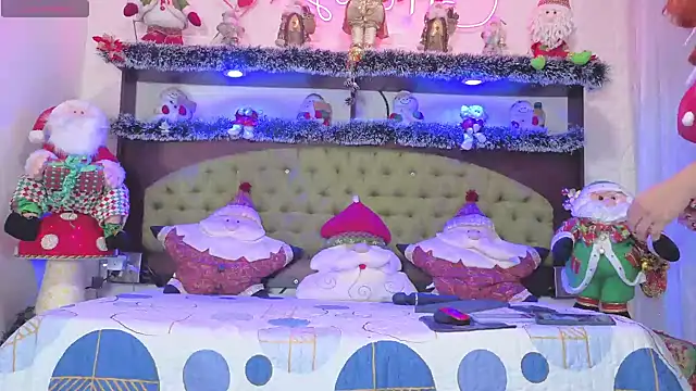 EMILY ROUSSE71 online show from 11/14/25, 09:18