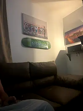 DirkD916 online show from 10/30/25, 06:34