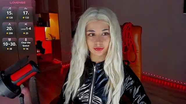 mollyposhh online show from 02/04/26, 07:53