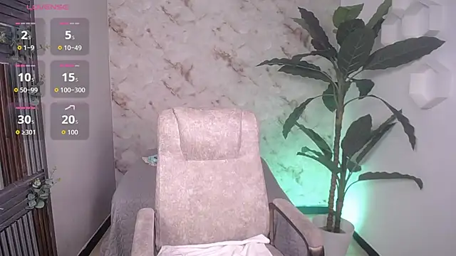 jennaa milf  online show from 12/16/25, 07:29