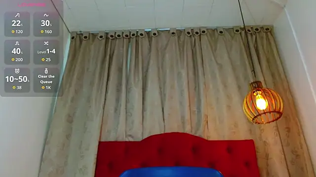 Snapshot of kevin__fox_ chatting on 09/13/25, 07:25 kevin fox online show from 09/13/25, 07:25
