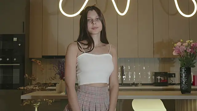 whisper of love online show from 11/02/25, 02:16