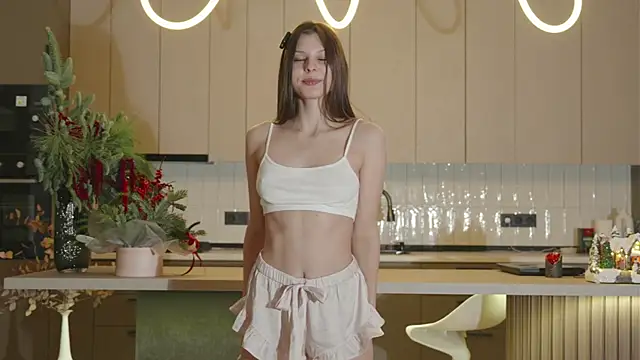 whisper of love online show from 12/19/25, 02:26