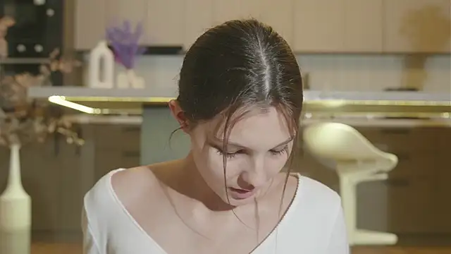 whisper of love online show from 11/09/25, 02:15