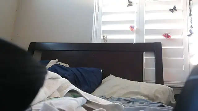 cloudyspun online show from 11/24/25, 10:21