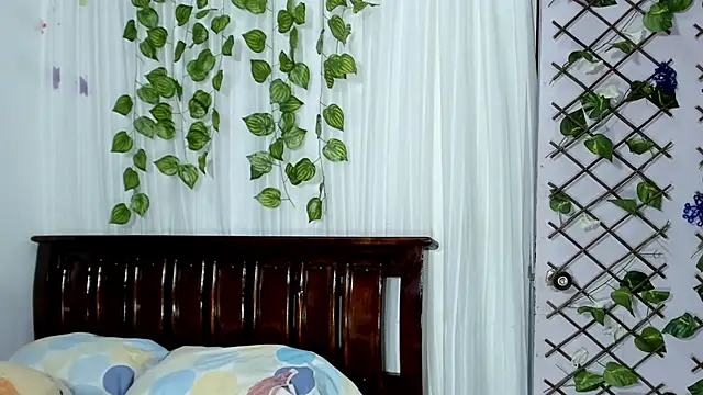 Snapshot of lina_paola9 chatting on 02/26/25, 02:52 lina paola9 online show from 02/26/25, 02:52