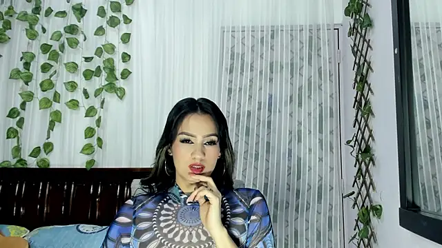 Snapshot of lina_paola9 chatting on 01/08/25, 10:48 lina paola9 online show from 01/08/25, 10:48