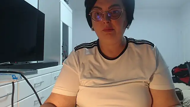 Amandamuller1982 online show from 03/28/26, 11:17