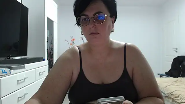 Amandamuller1982 online show from 02/05/26, 09:21