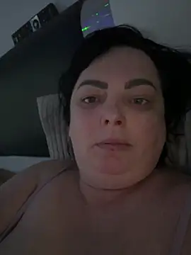 Snapshot of Amandamuller1982 chatting on 02/27/25, 04:57 Amandamuller1982 online show from 02/27/25, 04:57
