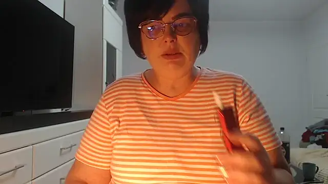 Amandamuller1982 online show from 04/24/26, 10:45