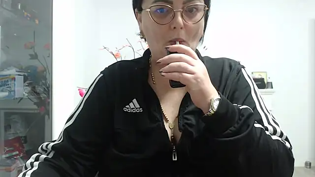 Amandamuller1982 online show from 11/23/25, 11:59