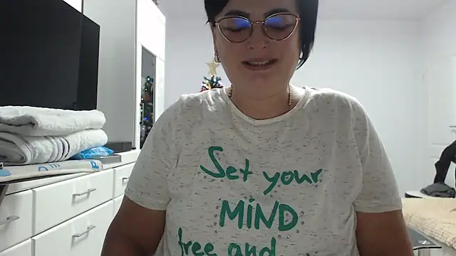 Amandamuller1982 online show from 01/13/26, 10:46