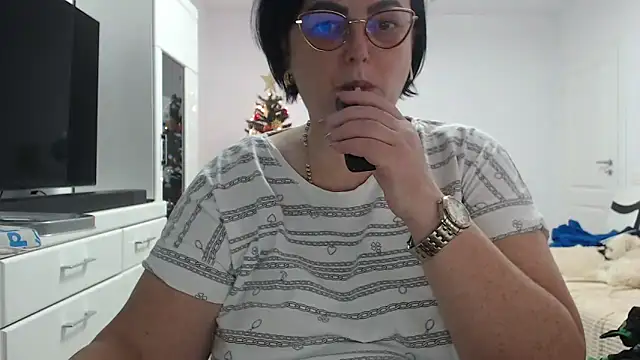 Amandamuller1982 online show from 12/21/25, 09:22