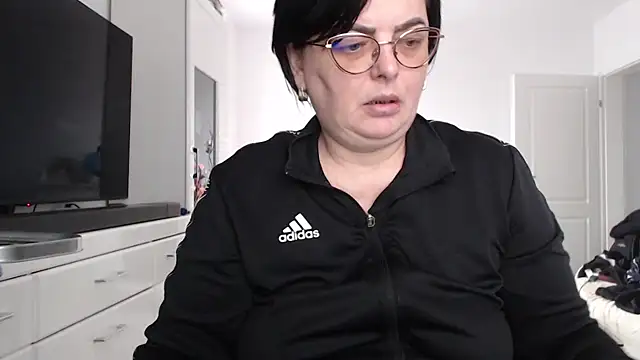 Amandamuller1982 online show from 02/13/26, 10:37