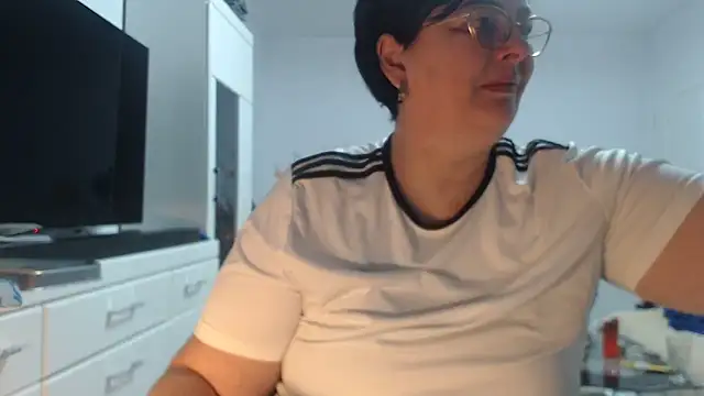 Amandamuller1982 online show from 03/15/26, 09:55