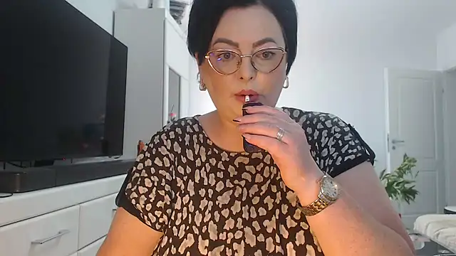Amandamuller1982 online show from 05/23/26, 06:23