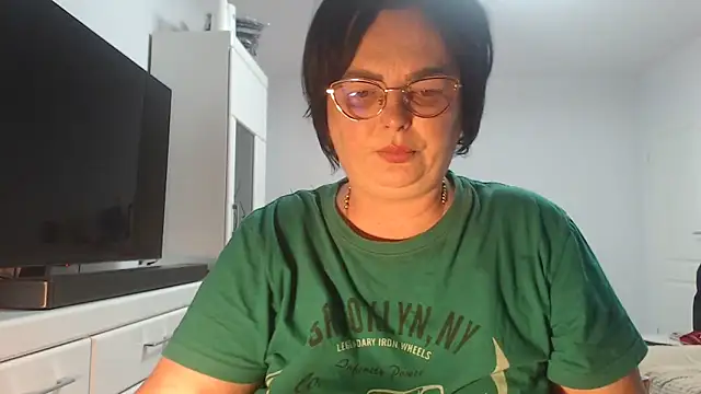 Snapshot of Amandamuller1982 chatting on 06/14/26, 02:46 Amandamuller1982 online show from 06/14/26, 02:46