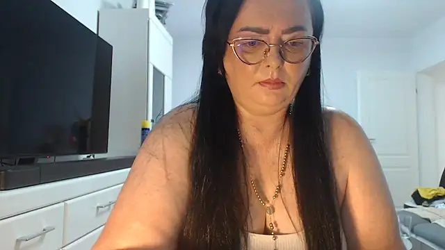 Snapshot of Amandamuller1982 chatting on 06/28/26, 04:13 Amandamuller1982 online show from 06/28/26, 04:13