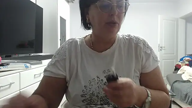 Amandamuller1982 online show from 11/13/25, 05:28