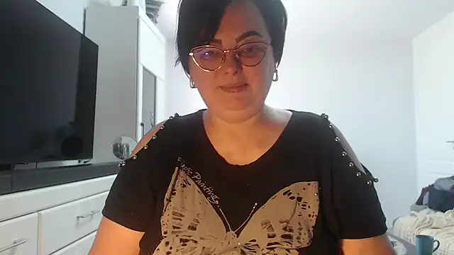 Amandamuller1982 online show from 04/23/26, 08:32