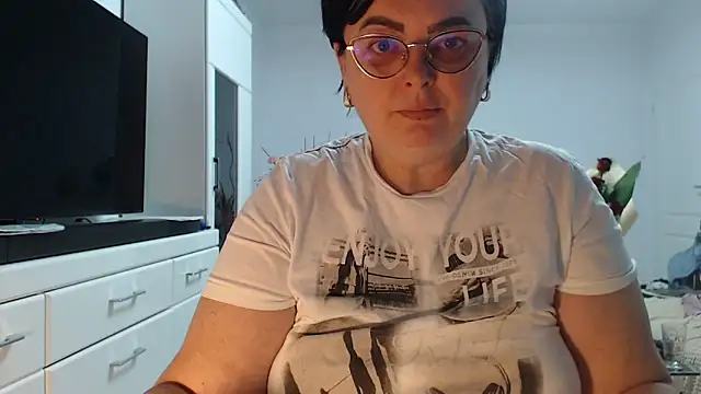 Amandamuller1982 online show from 03/03/26, 10:06