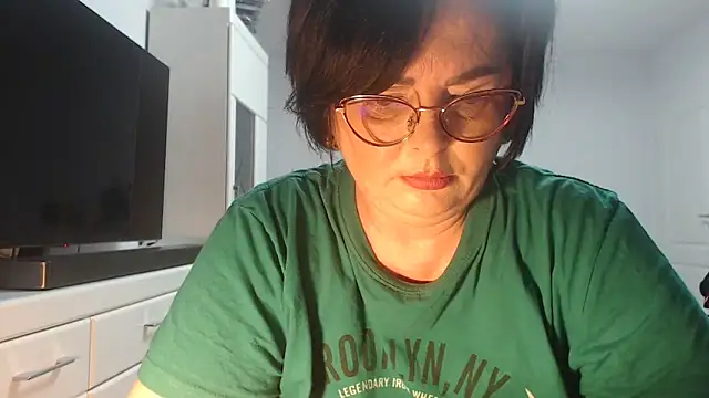 Snapshot of Amandamuller1982 chatting on 06/12/26, 07:33 Amandamuller1982 online show from 06/12/26, 07:33