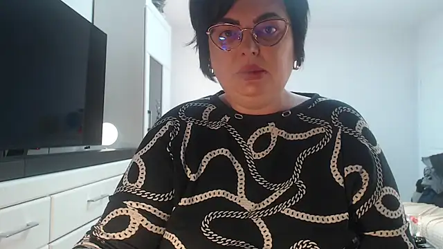 Amandamuller1982 online show from 04/19/26, 04:02
