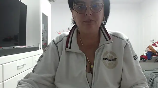 Amandamuller1982 online show from 11/27/25, 12:33