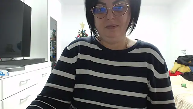 Amandamuller1982 online show from 12/14/25, 08:58