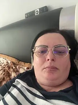 Snapshot of Amandamuller1982 chatting on 02/16/25, 01:38 Amandamuller1982 online show from 02/16/25, 01:38
